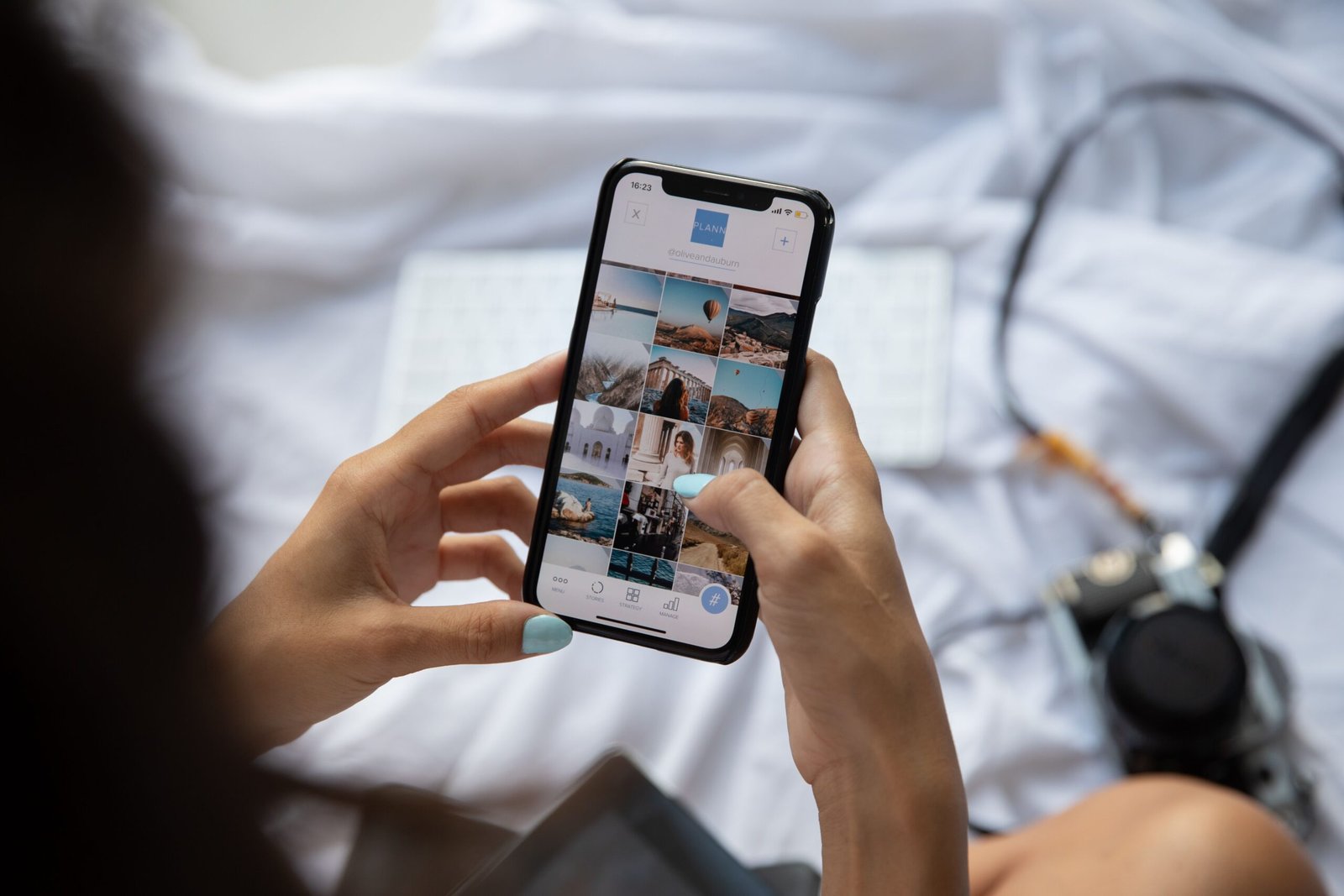 Accompagnement à la prise en main d'un smartphone à domicile